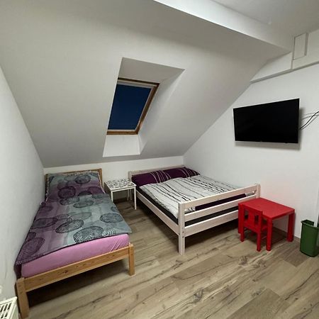 Atemberaubendes Loft Mit Pool Lägenhet Wien Exteriör bild