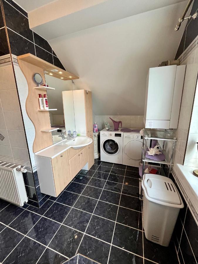 Atemberaubendes Loft Mit Pool Lägenhet Wien Exteriör bild